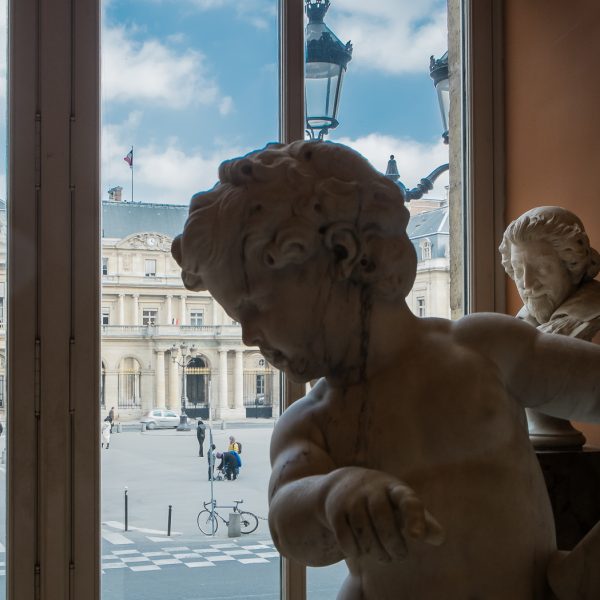 Composition vers le Palais Royal