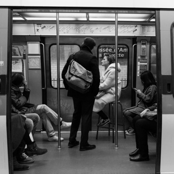 Toujours assise